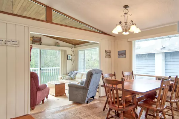 4618 Gerrans Bay RD Madeira Park, BC V0N 2H1