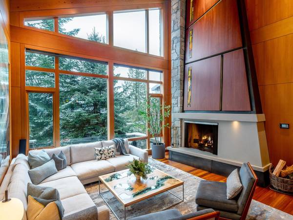 4961 Horstman LN, Whistler, BC V0N 1B4