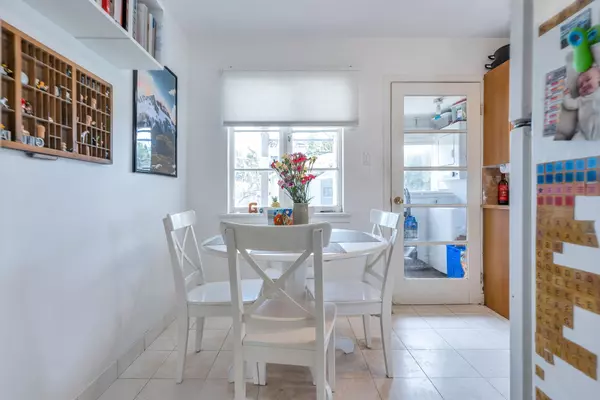 Vancouver, BC V5W 2R3,5092 Main ST