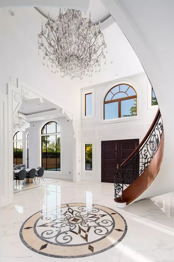 Richmond, BC V7C 2G4,6771 Gamba DR