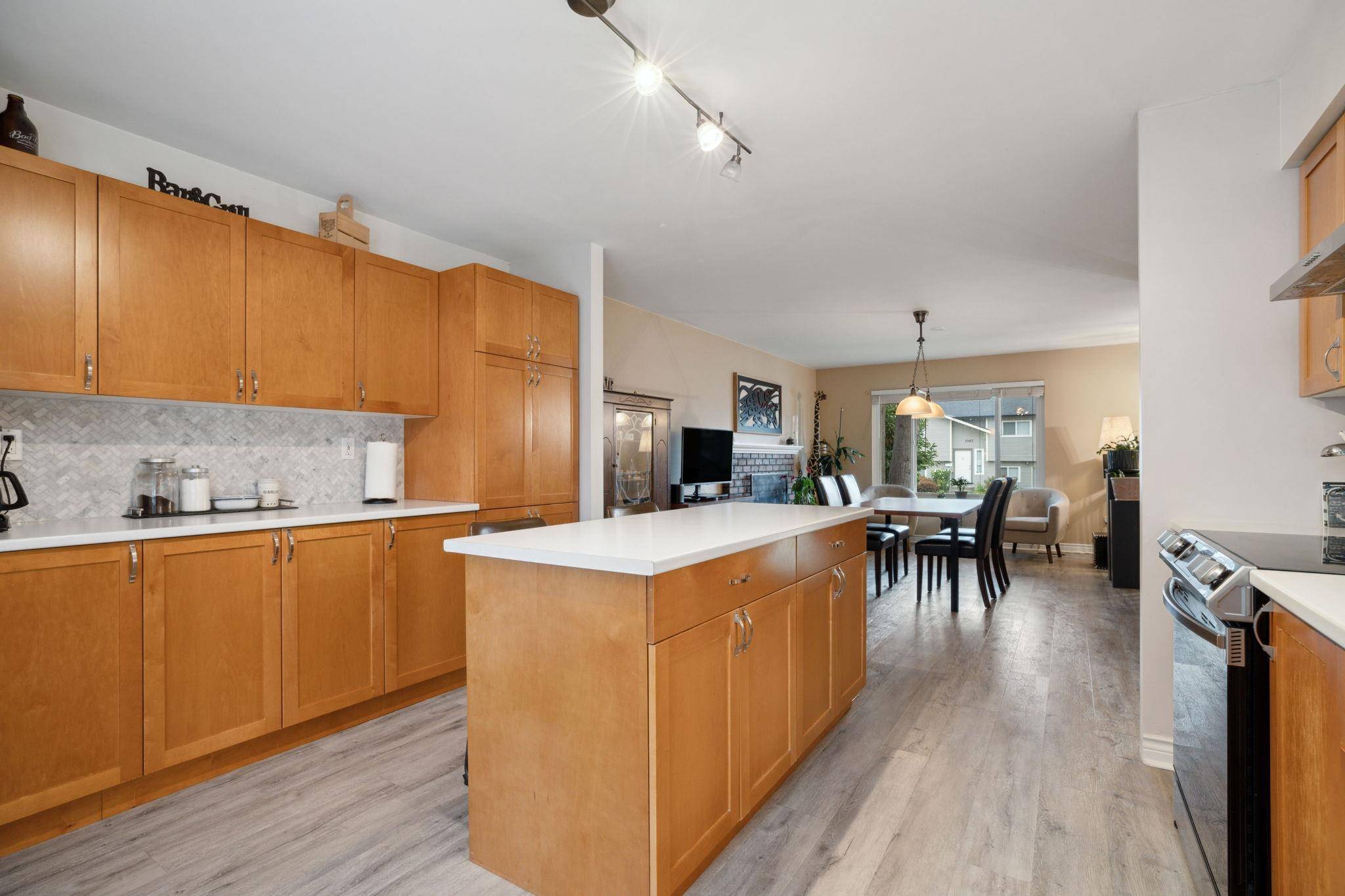 Langley, BC V2Y 1E9,2904 Wiggins PL