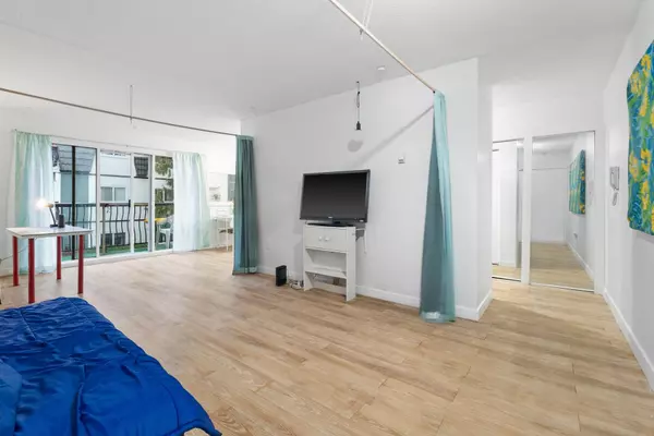 Richmond, BC V6Y 0J7,B 8111 Ryan RD #244