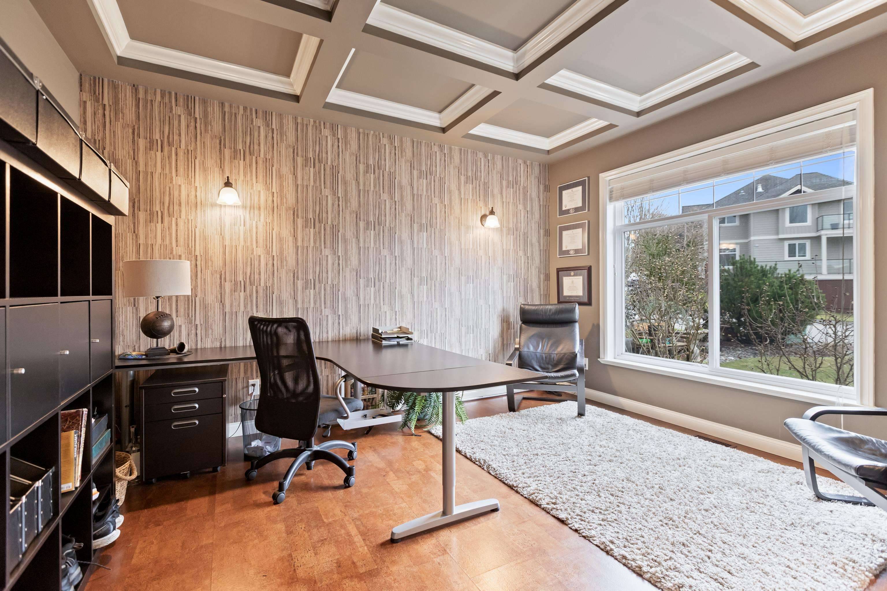 Maple Ridge, BC V2W 0A1,24745 102b AVE