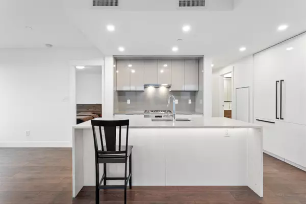 Burnaby, BC V5H 0J9,4711 Hazel ST #3608