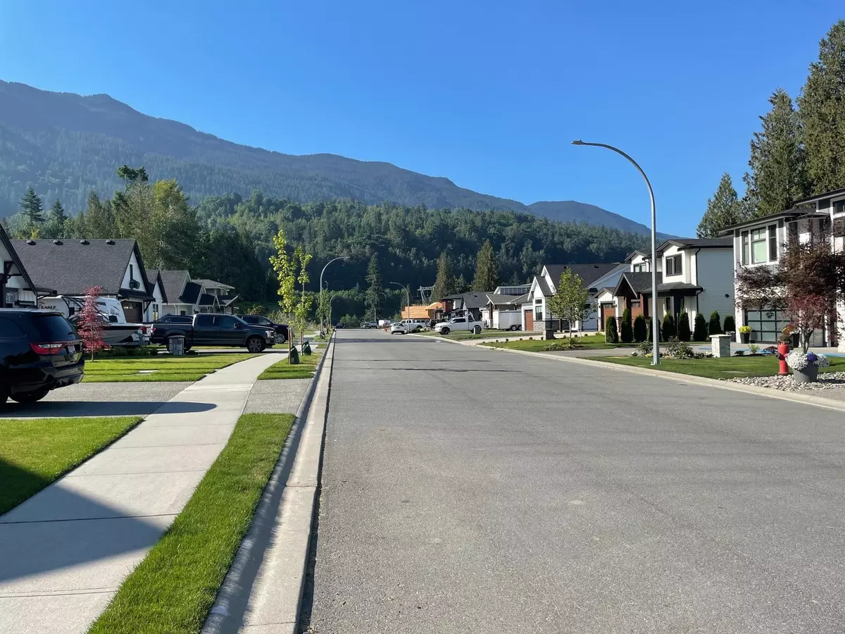 Rosedale, BC V0X 1X1,10001 Magnolia PL