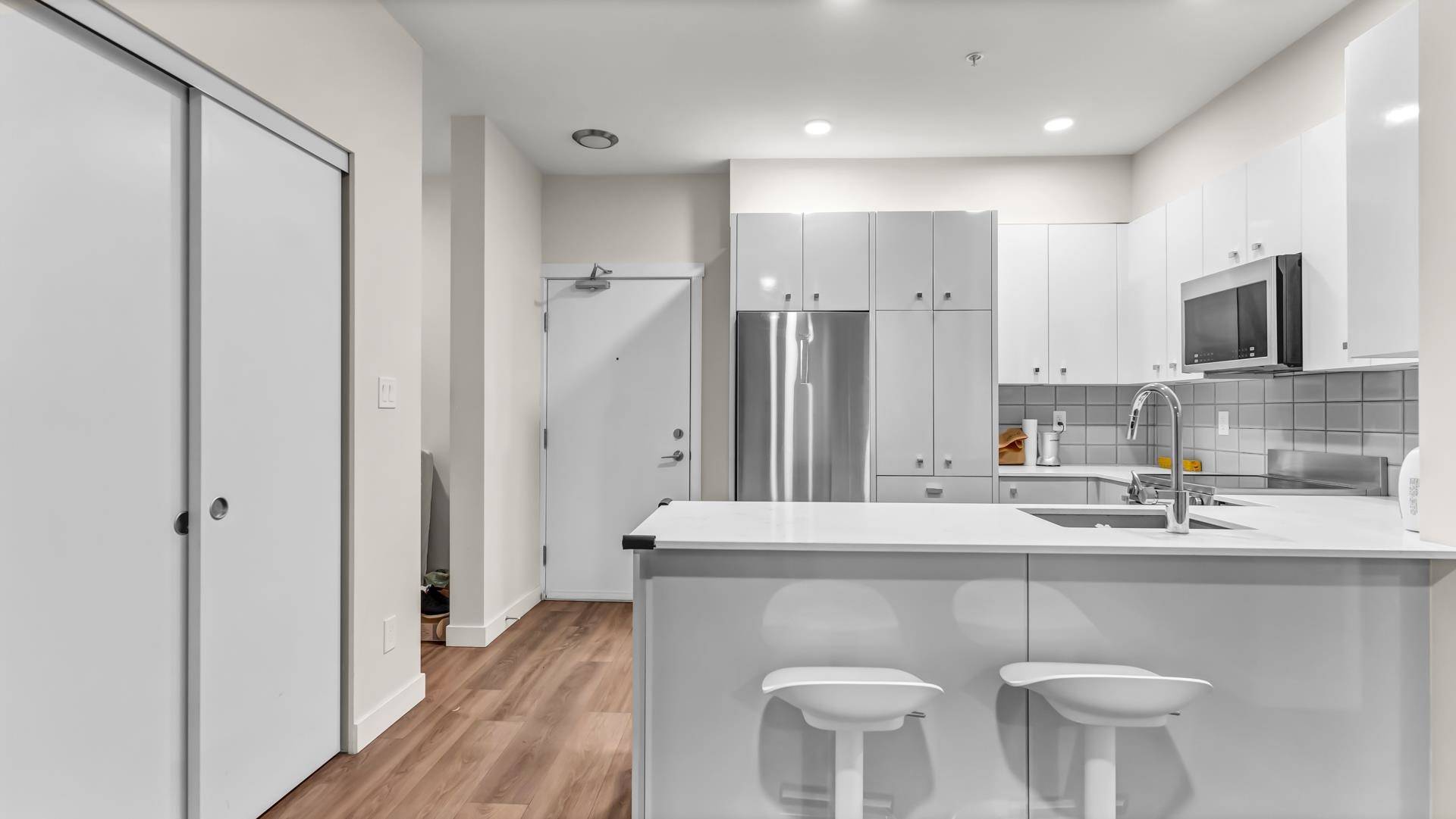 Surrey, BC V3R 0G8,10838 Whalley BLVD #102