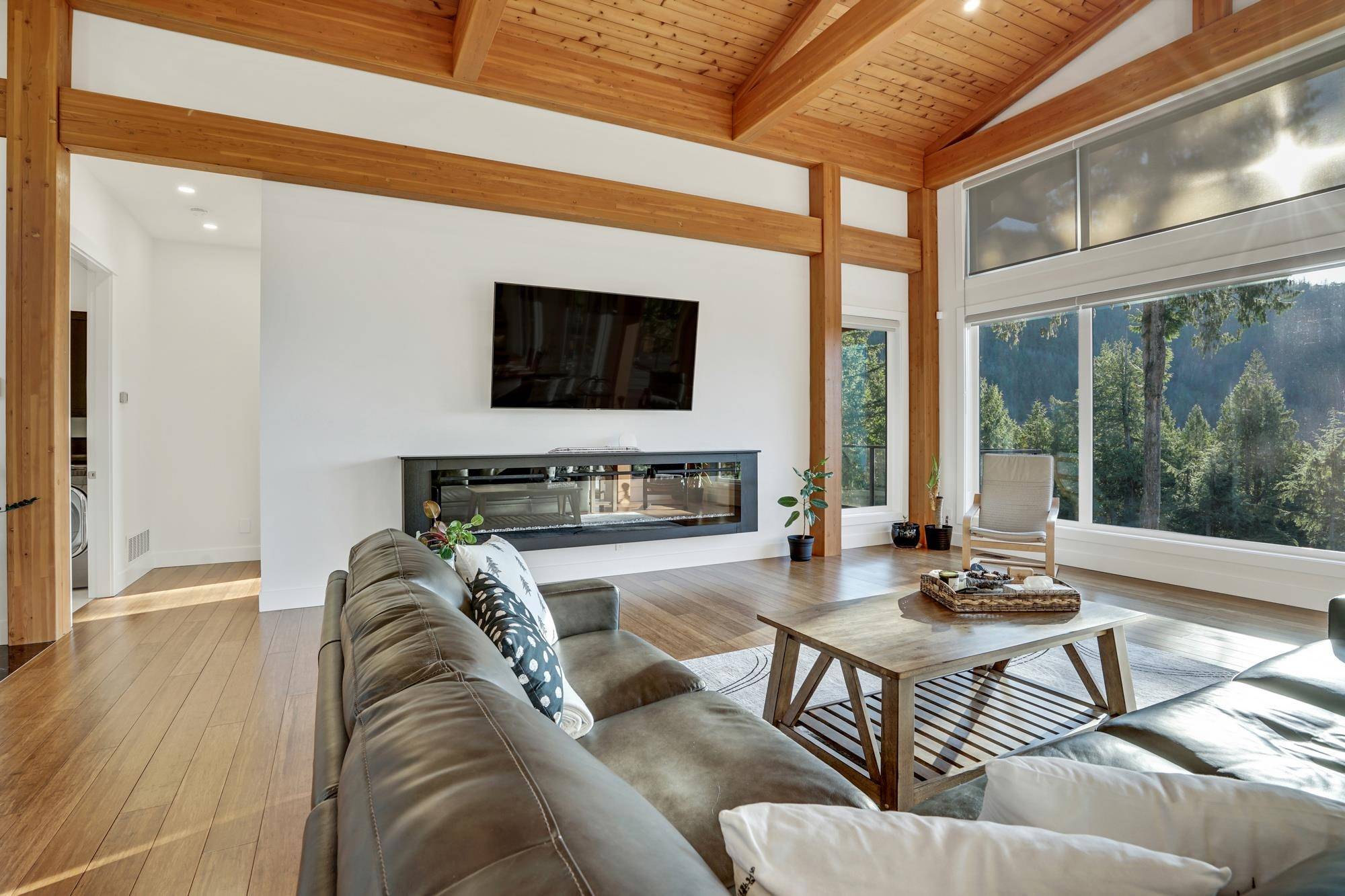 Britannia Beach, BC V8B 1J2,1024 Goat Ridge DR