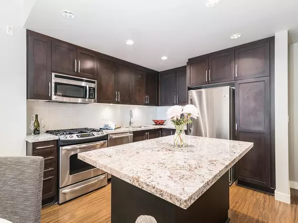 Surrey, BC V3S 3W4,15428 31 AVE #115