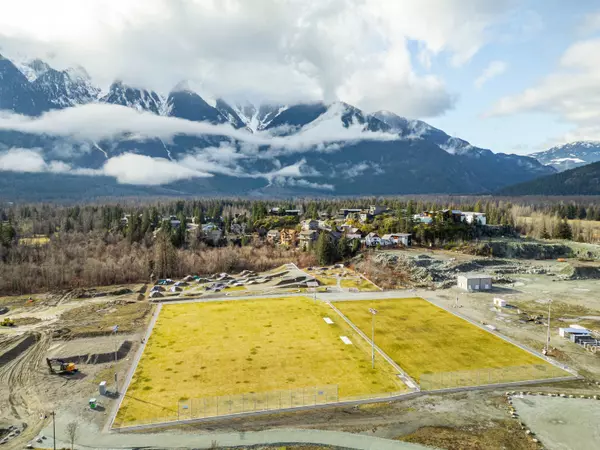 7682 Cerulean DR Pemberton, BC V0N 2L3