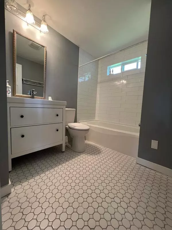 7392 James ST Mission, BC V2V 3V6