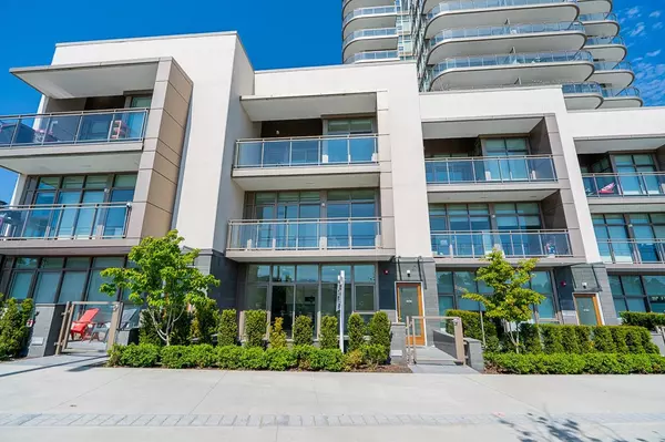 Burnaby, BC V5B 0B5,2378 Douglas RD