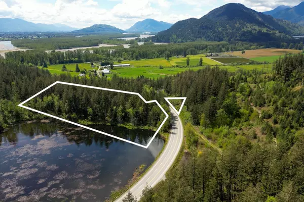 1724 Lougheed HWY, Agassiz, BC V0M 1A1