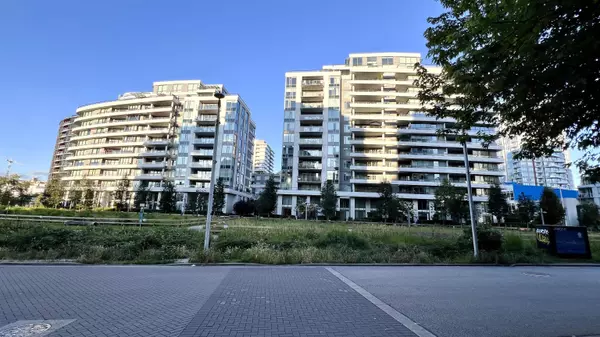 Vancouver, BC V6A 0H4,1678 Pullman Porter ST #407