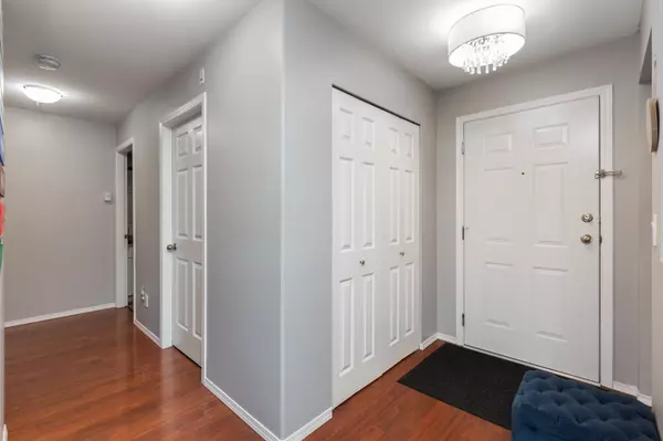 Abbotsford, BC V2T 2N4,2435 Center ST #209