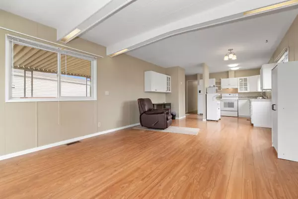 6338 Vedder RD #83 Chilliwack, BC V2R 3R3