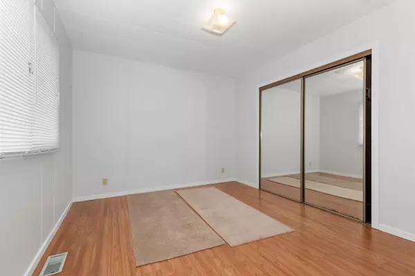 6338 Vedder RD #83 Chilliwack, BC V2R 3R3