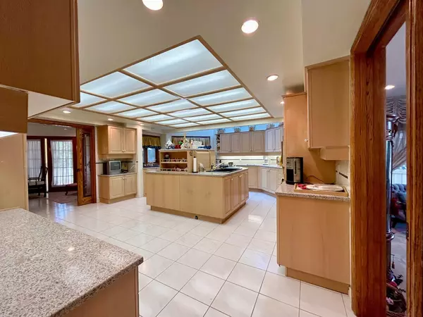 Richmond, BC V6Y 3G4,8351 Sunnywood DR