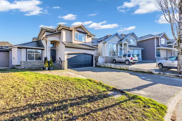 Surrey, BC V3X 3N1,6380 125a ST