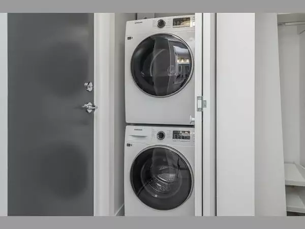 Surrey, BC V3T 0V1,10333 133 ST #308