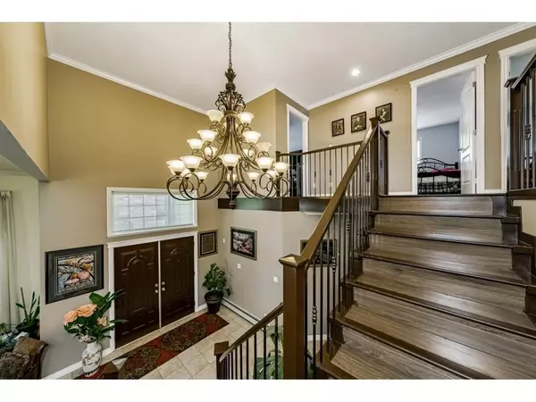Surrey, BC V3S 2T8,7833 147a ST