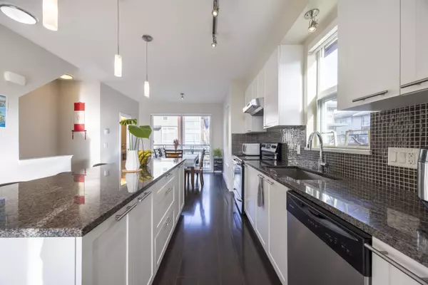 Surrey, BC V3Z 6P4,16222 23a Avenue #79