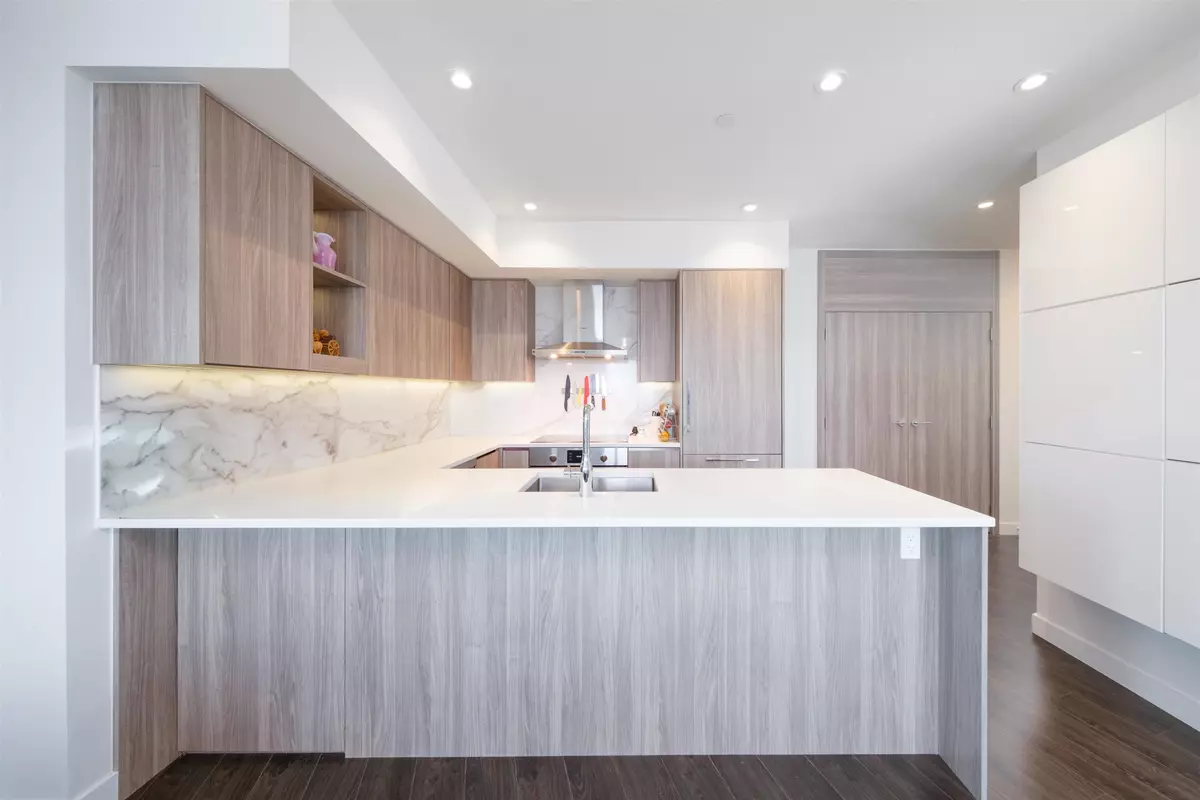 Surrey, BC V3T 0P4,9887 Whalley BLVD #4105