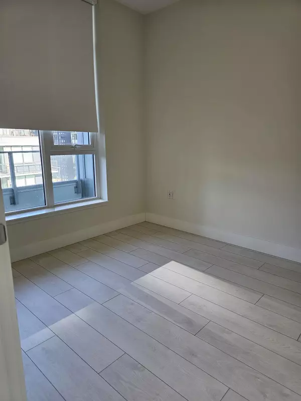 Vancouver, BC V5S 0E3,3438 Sawmill CRES #616