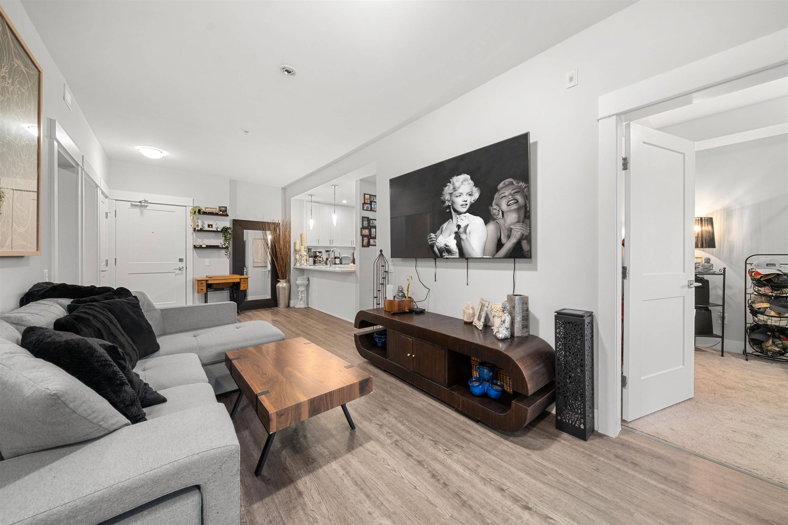 Port Coquitlam, BC V3C 0L1,2180 Kelly AVE #4420