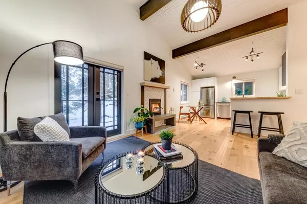 Whistler, BC V8E 0B8,3273 Arbutus DR
