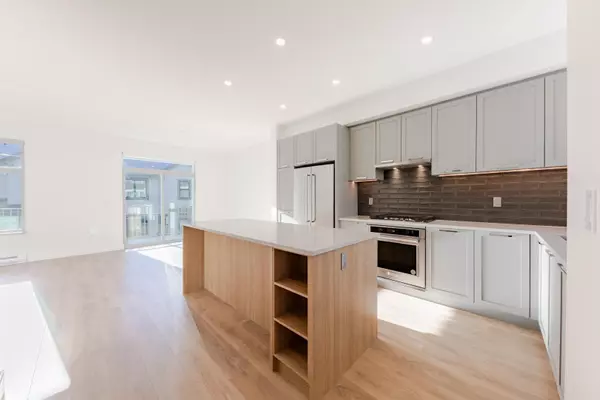 Coquitlam, BC V3E 0T9,1310 Mitchell ST #175