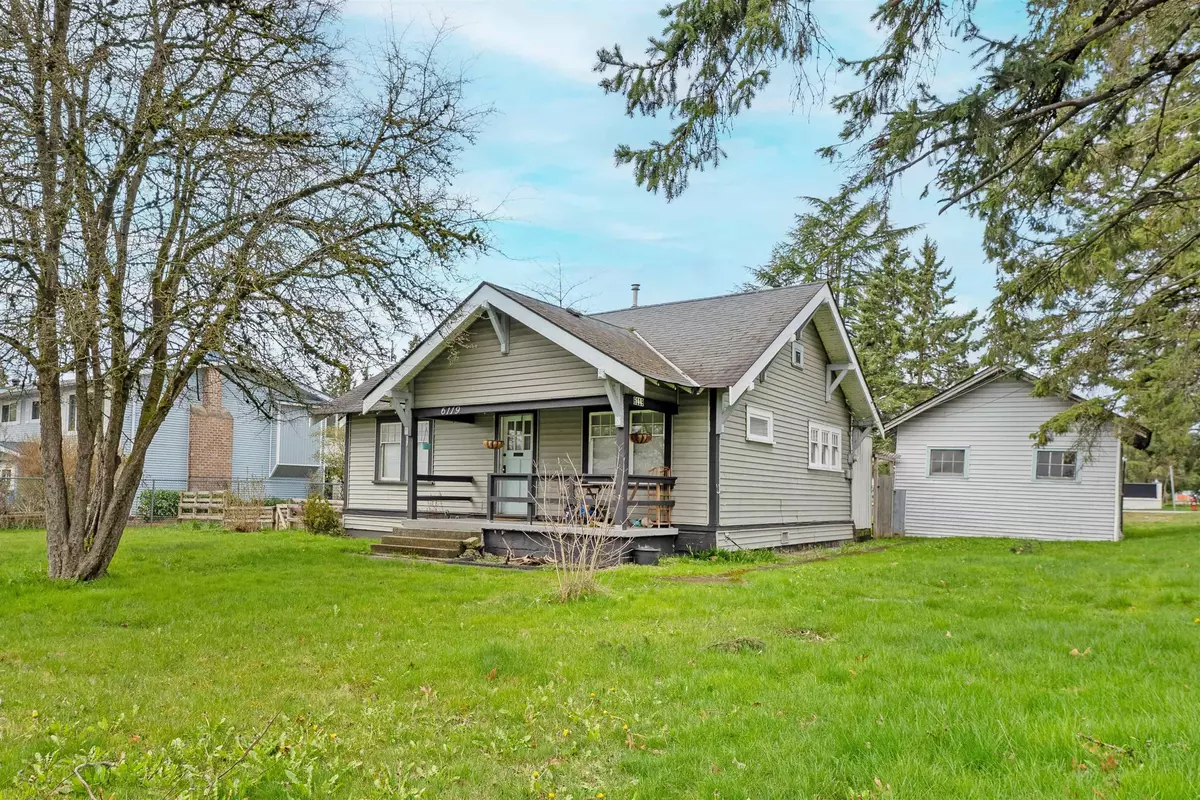 Surrey, BC V3S 4E8,6119 176 ST