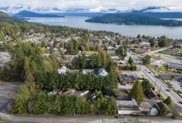 Gibsons, BC V0N 2W1,826 Gibsons WAY