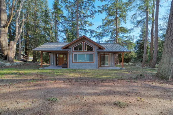 Halfmoon Bay, BC V7Z 1A4,7860 Redrooffs RD