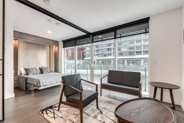 89 Nelson Street #209 Vancouver, BC V6Z 0E7