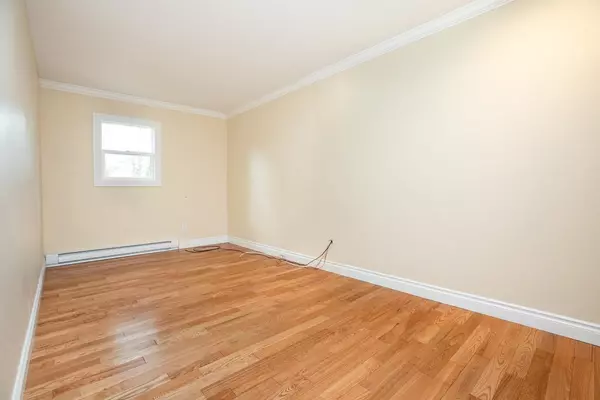 Delta, BC V4M 1B4,5065 1 AVE