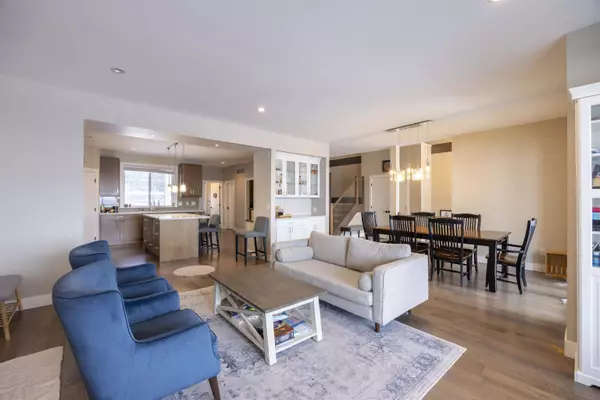 Coquitlam, BC V3E 0K2,3501 Sheffield AVE