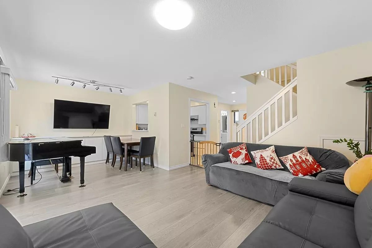 Richmond, BC V6X 3W2,10080 Kilby DR #23