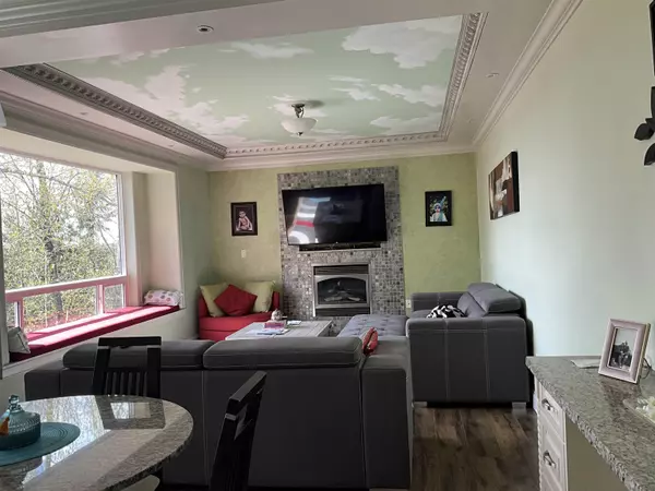 Abbotsford, BC V2T 0A4,30914 Upper Maclure RD