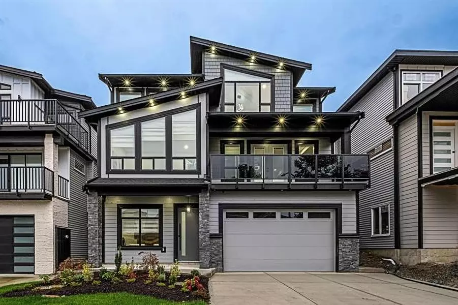 10516 Mcveety ST, Maple Ridge, BC V2W 0K3