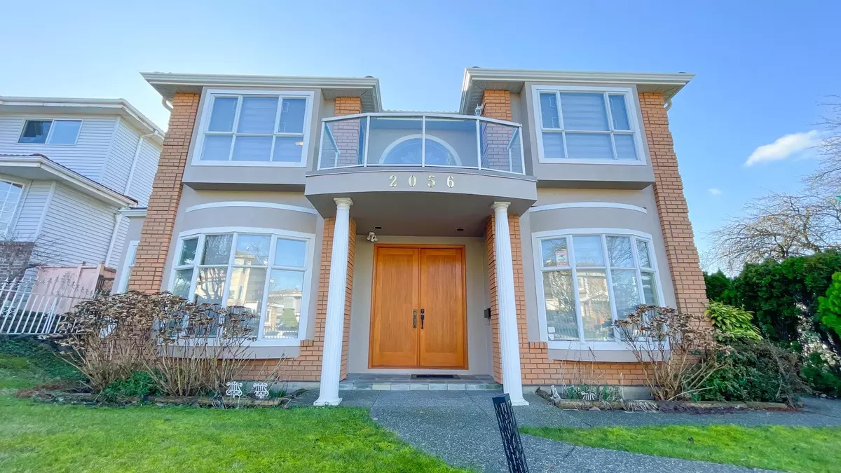 Vancouver, BC V5P 2L3,2056 Scarboro AVE