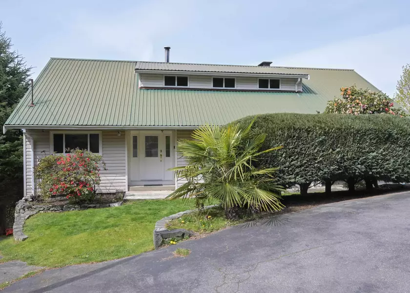 12873 Dogwood DR, Pender Harbour, BC V0N 2H1