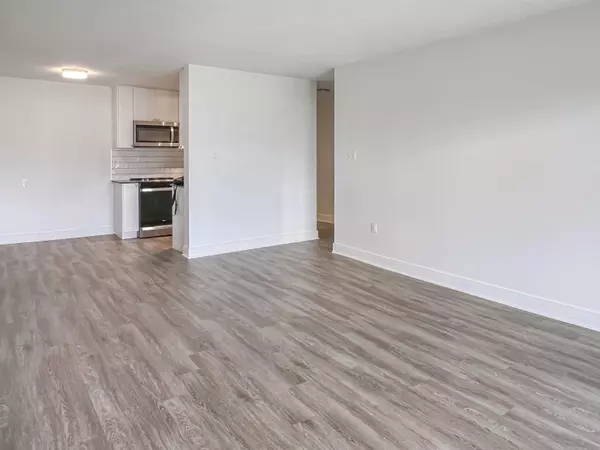No City Value, BC V9A 3L7,707 Esquimalt RD #614