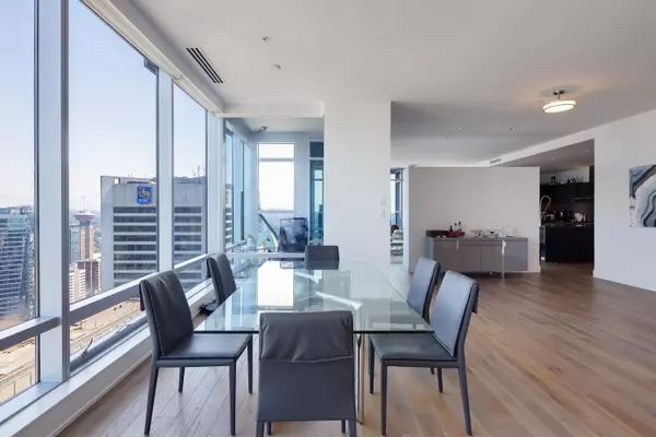 Vancouver, BC V6E 0A8,1128 W Georgia ST #4402