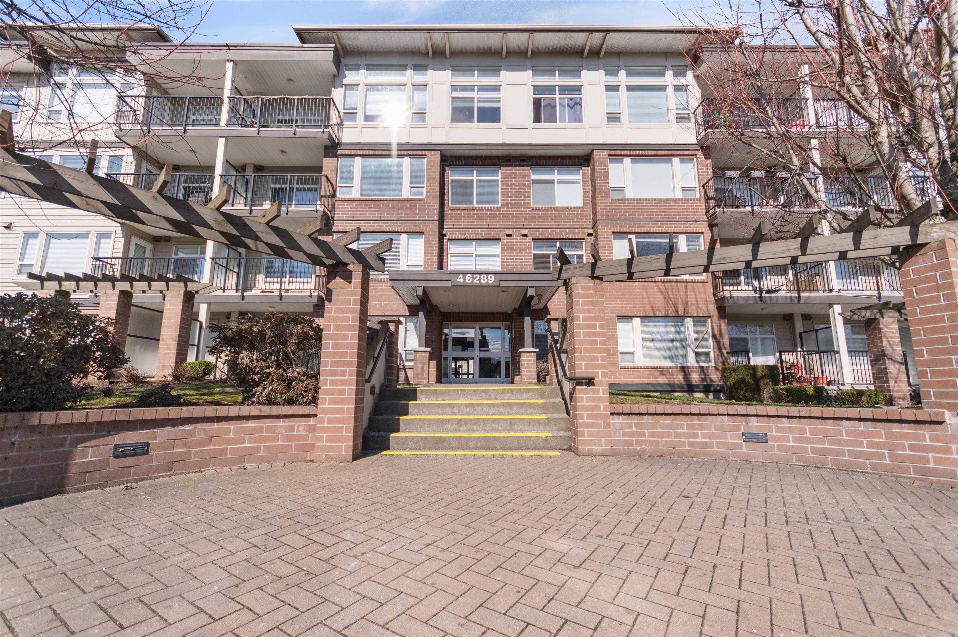 46289 Yale RD #208, Chilliwack, BC V2P 0B9