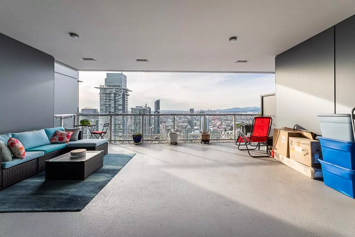 Burnaby, BC V5C 0K6,1955 Alpha WAY #4307