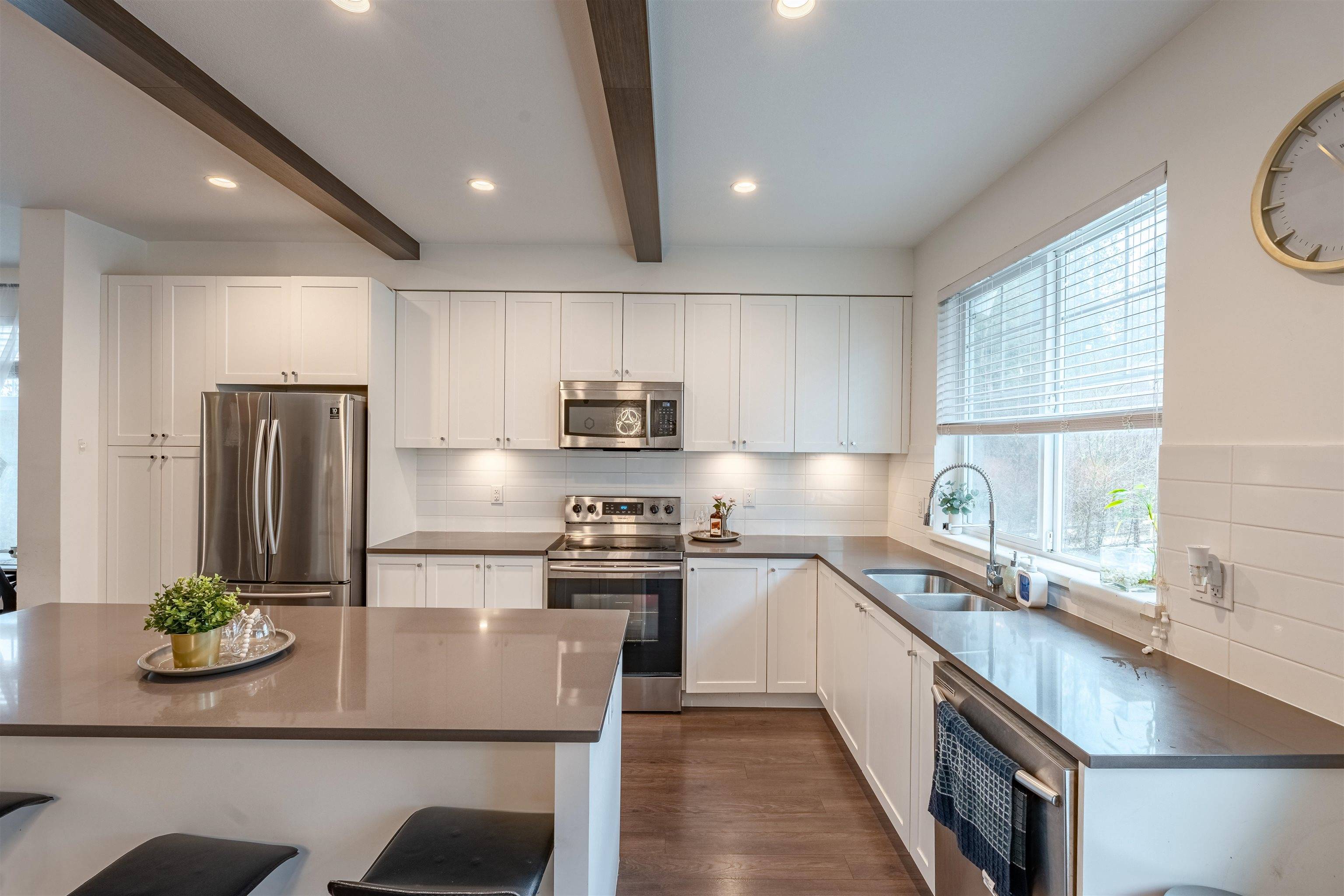Surrey, BC V3W 2Z6,8168 136a ST #84