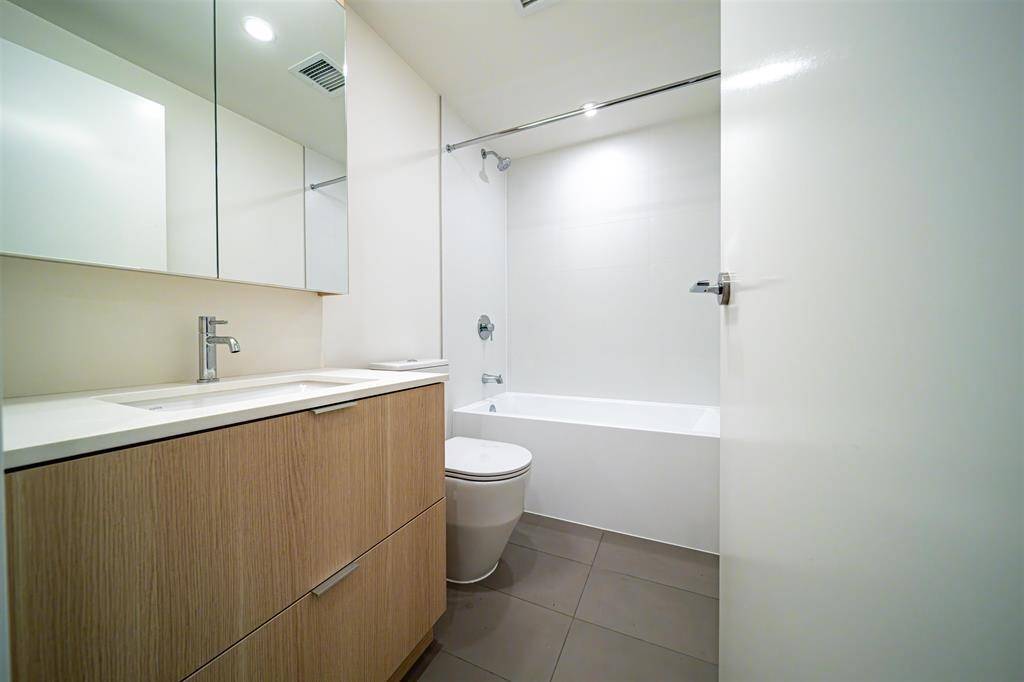 Coquitlam, BC V3K 0J1,318 Alderson AVE #2905