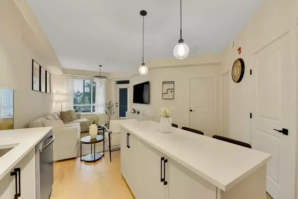 Langley, BC V4N 3L5,7506 199a ST #202