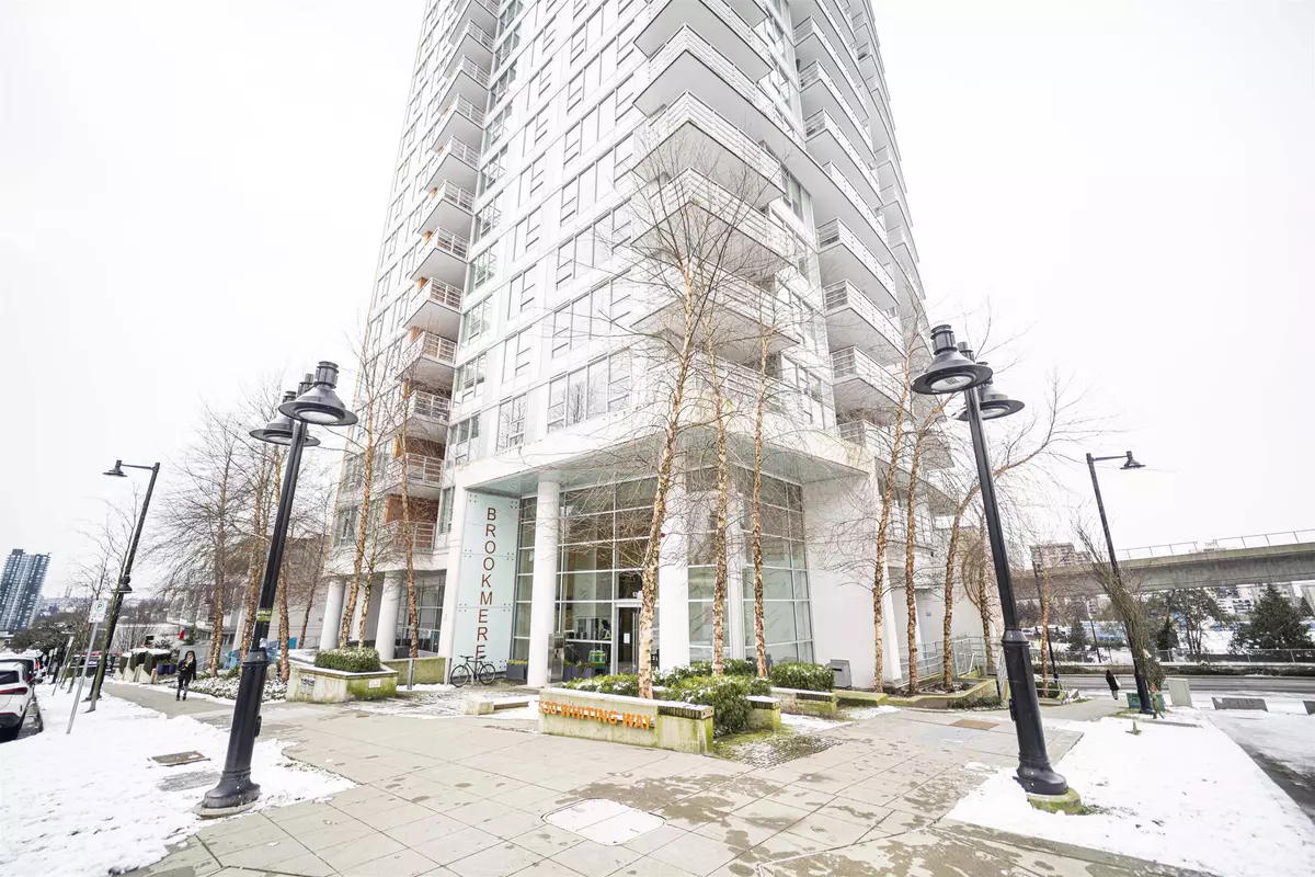 Coquitlam, BC V3J 0J4,530 Whiting WAY #805