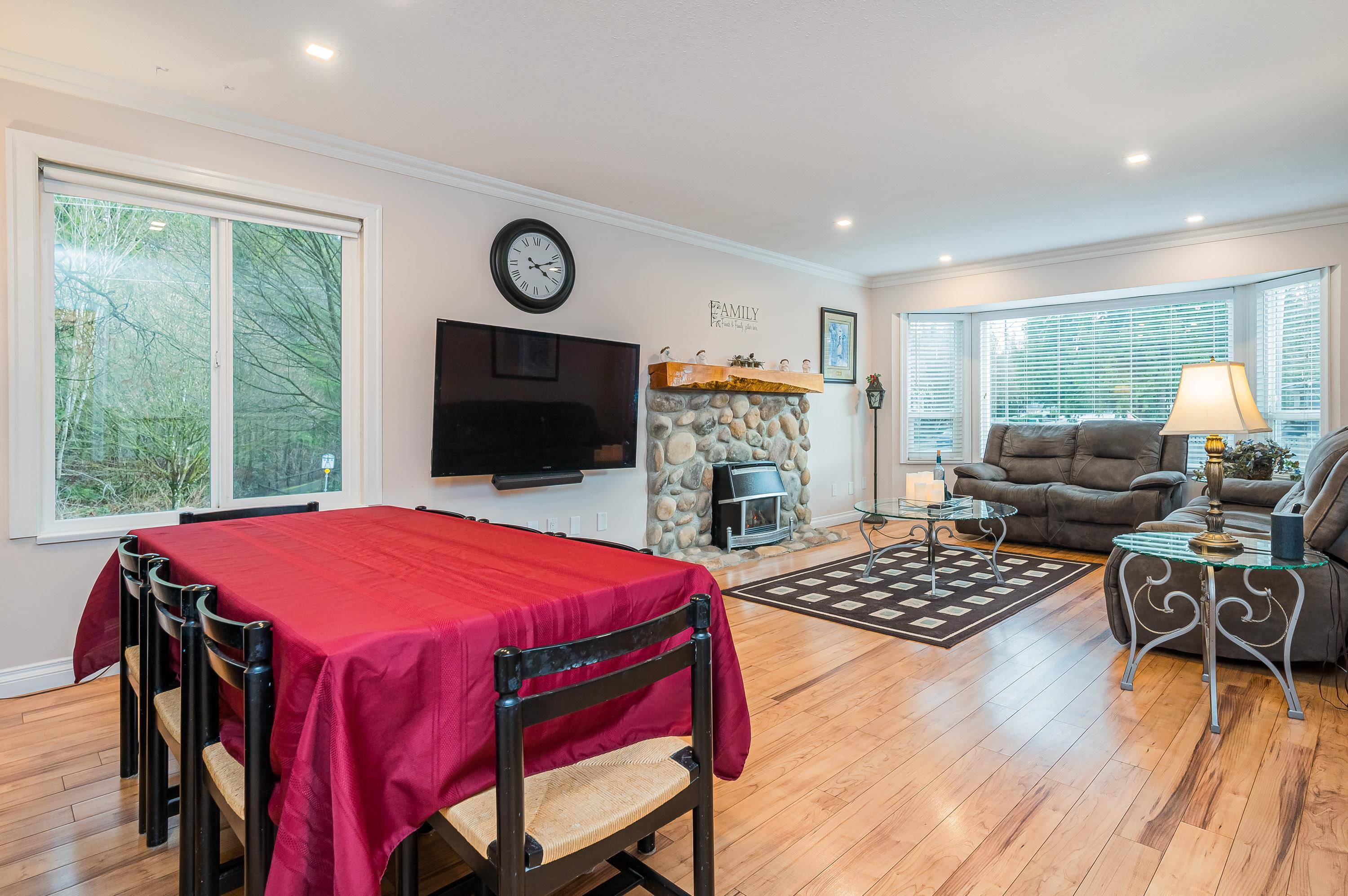 Langley, BC V1M 2H7,21591 93a AVE